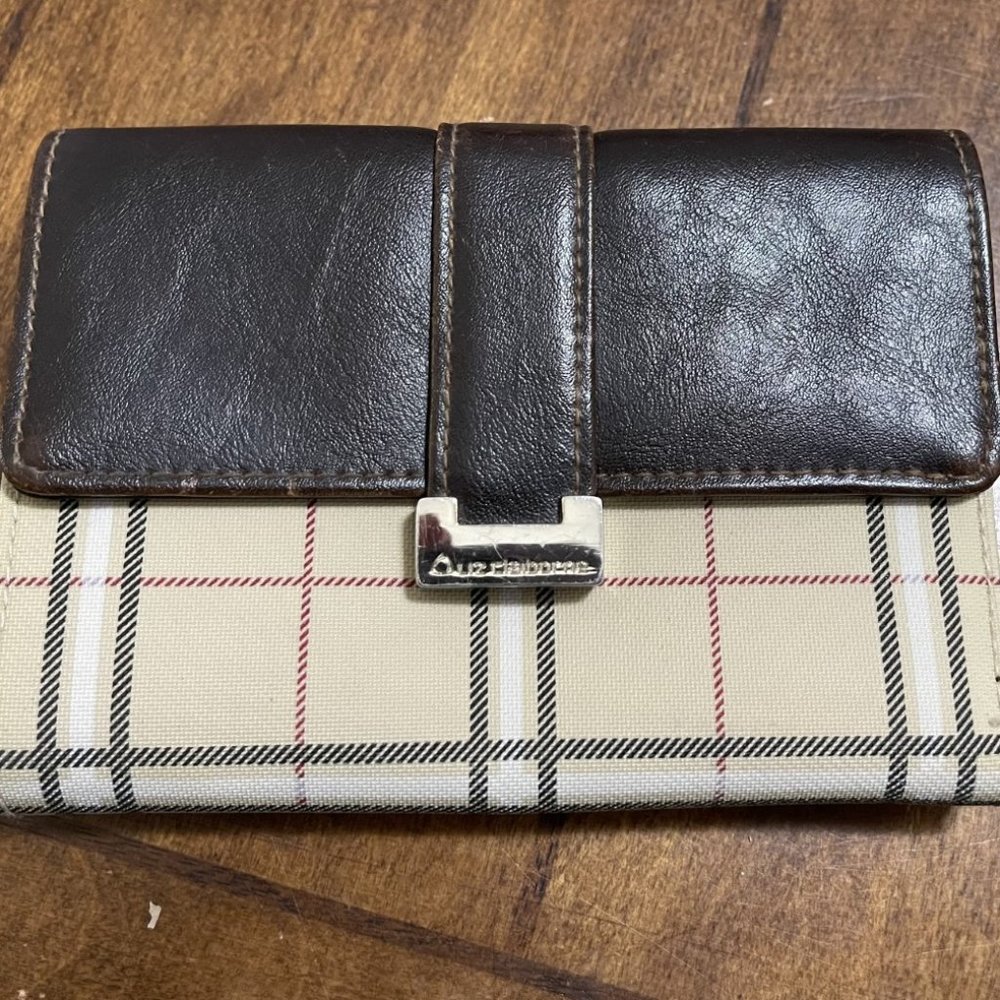Ladies Liz Claiborne Wallet